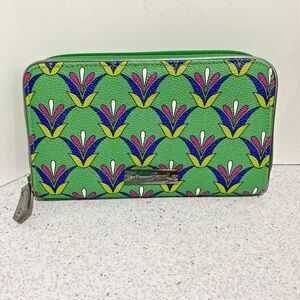 Vera Bradley Wallet Zip Around Accordion Style Green Blue Pink Unique Geometric